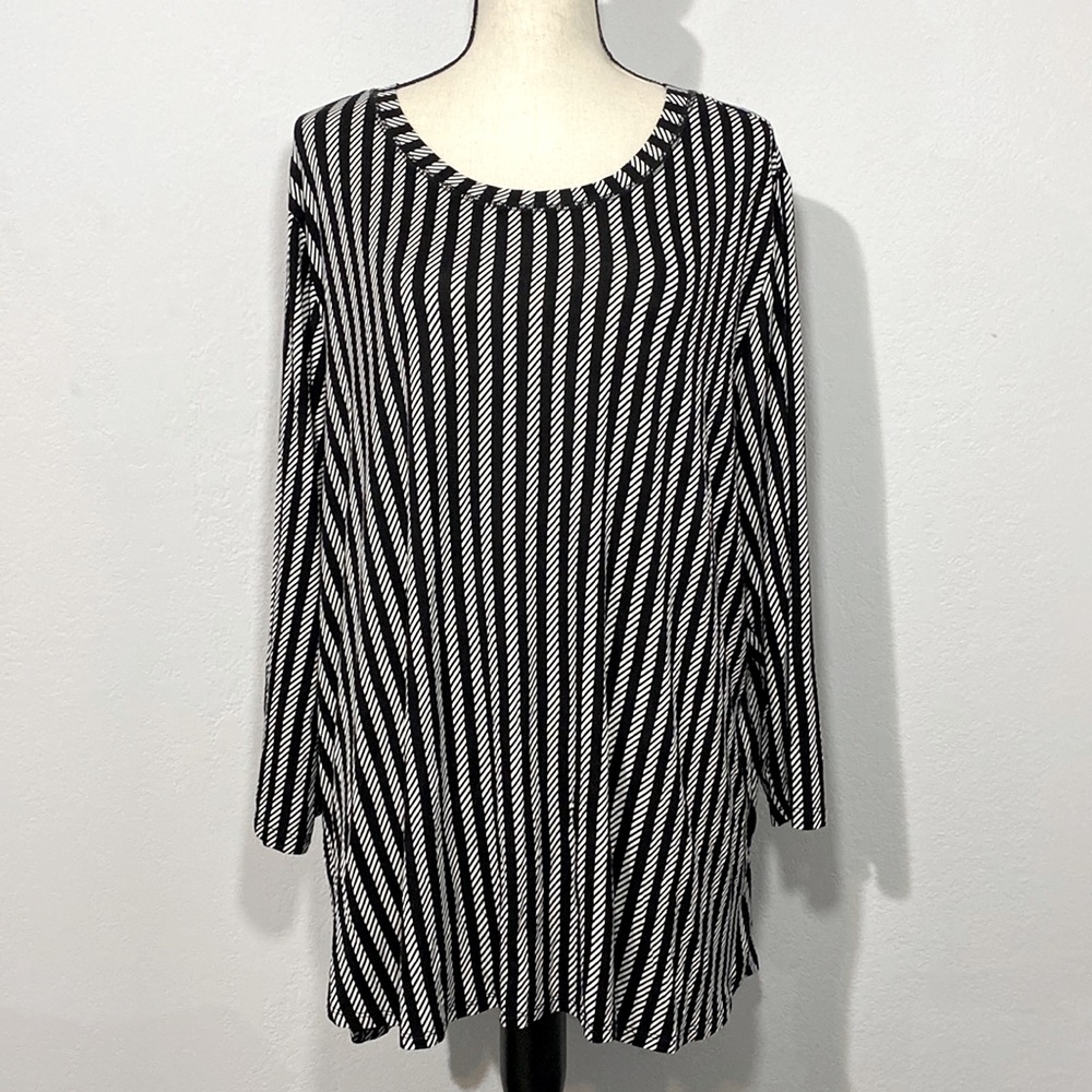 CATO Vertical Striped longsleeve Pullover High Low Black White Blouse Top 22/24